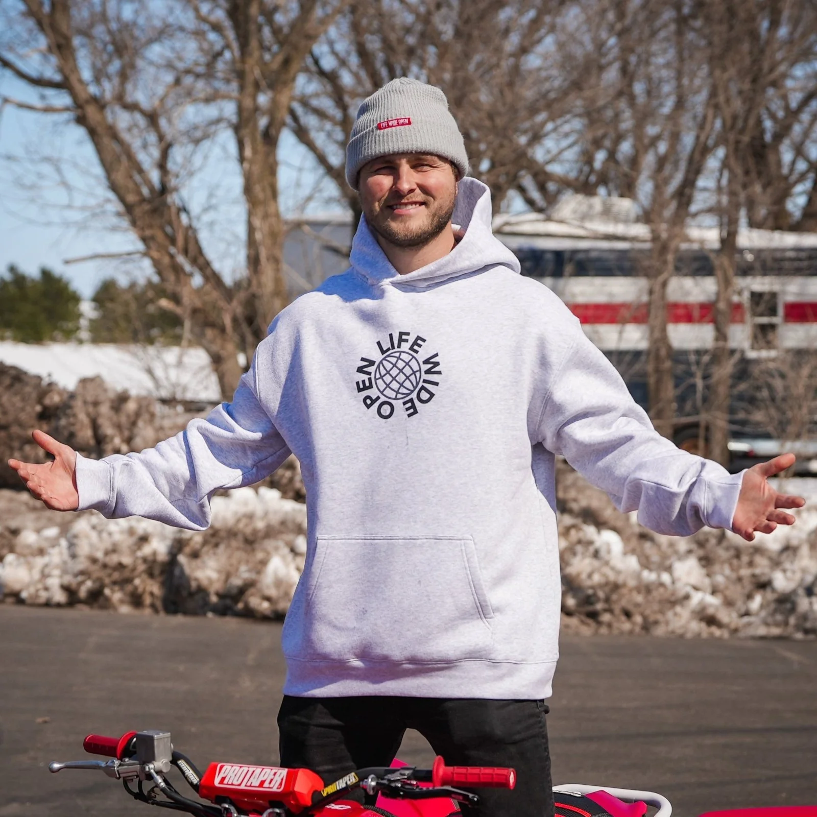 Global Steeze Hoodie - Image 5