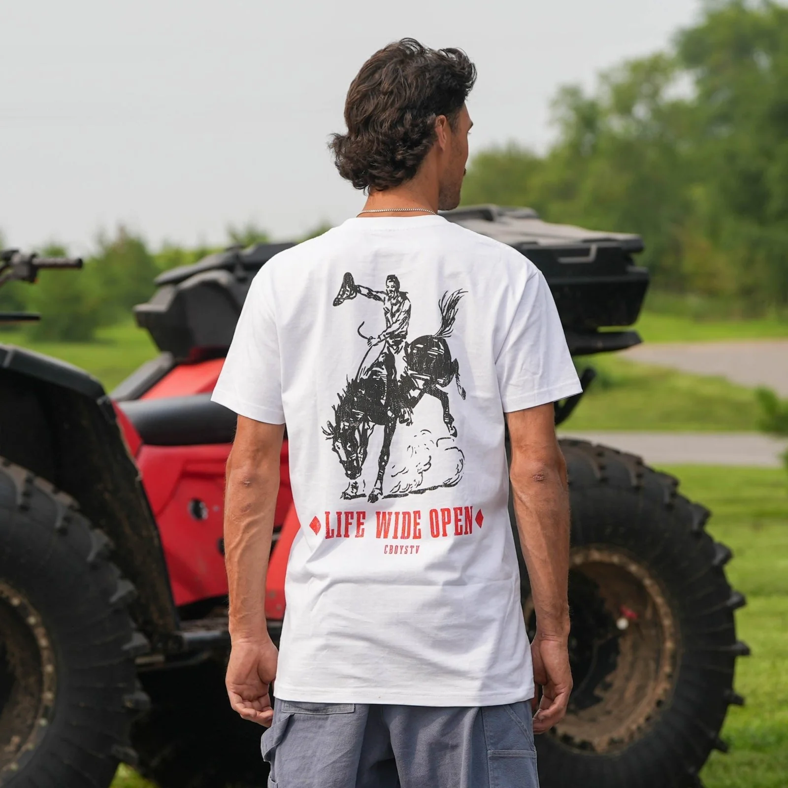Vegas Bull Tee - Image 6